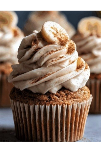 Banana Muffins with Cinnamon Frosting - Trio Box